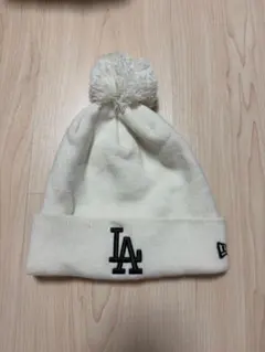 New Era LA ドジャース ニット帽 ポンポン付き