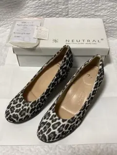 NEUTRAL ヒョウ柄 防水 ウェッジ パンプス　レインパンプス
