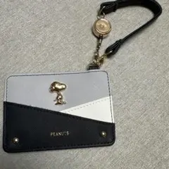 PEANUTS スヌーピー パスケース