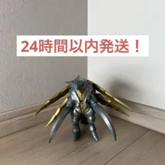 BANDAI 1998 骨翼超獣バジリス 旧シリーズ ガイア怪獣のサムネイル