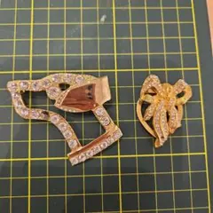 ジャンク品【最終値下げ1/24まで】　年代物ブローチ2点セット