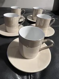 Item thumbnail for item 1ade8a6e-8ff9-446a-8806-f5030a1f27de