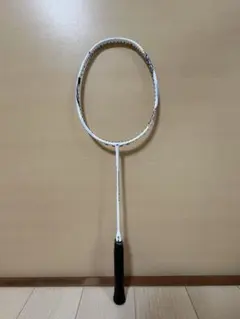 『ジャンク品』YONEX ASTROX 33 バドミントンラケットのサムネイル