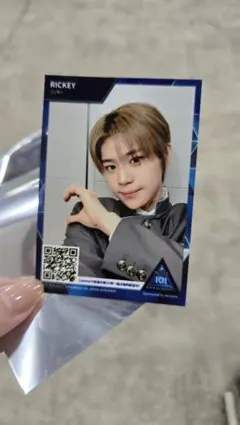 日プ 新世界 KCON フォトカード 柳谷 伊冴トレカ ISSA 匿名配送 - メルカリ