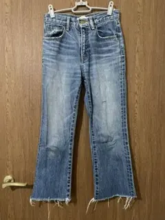 moussy 切りっぱなしデニム