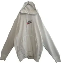 【人気デザイン】　NIKE プルオーバー　パーカー　センター　スウッシュ　刺繍