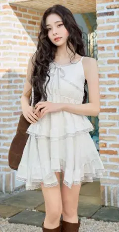 新品未着用 フリージアフリルレースキャミソールミニワンピース