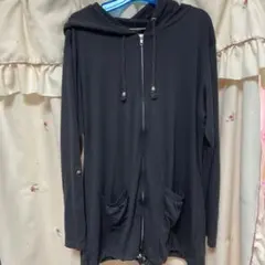 ☆グレーフード付きパーカー☆ 長袖☆美品　大きいサイズ