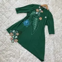 トクコプルミエヴォル　チュニック　ハイネック　人物　顔　柄　グレー TOKUKO 1er VOLの新品フリマアイテム一覧