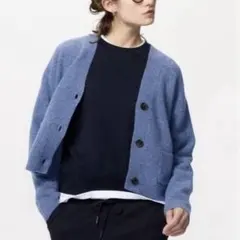 ユニクロ　スフレヤーンVネックショートカーディガン　ブルー　M