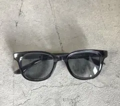 新品 ウェリントン型 テレビジョンカット サングラス チャコールクリア/グレー