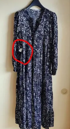 【穴あき、ほつれあり】ZARA ザラ 小花柄ティアードロング丈ワンピースМ