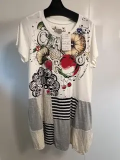 ScoLar 半袖Tシャツ フルーツ柄 パッチワーク風 Mサイズのサムネイル