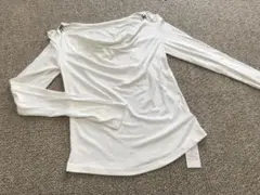 新品　タグ付き　未使用　FINEnough　長袖　カットソー　白　ホワイト　薄手