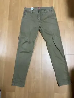 Levi's カーキ チノパン W29 L32