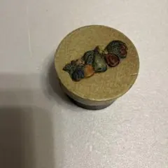 小物入れ 蓋付き 置物