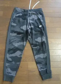 Nike カモフラ スウェットパンツ
