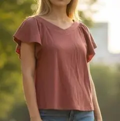 상태좋음 クチュールブローチ Tシャツ S~M 濃いピンク Vネック おしゃれ