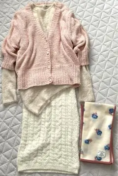 ジェラートピケ　カーディガン　スムージィー　タイトニットスカート　ブランケット