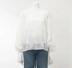 新品未使用タグ付き　fifth ジャガードブラウス　M ホワイト