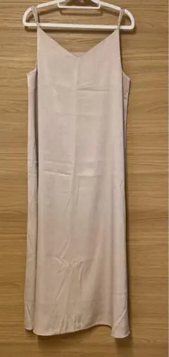 GRL キャミワンピース　ピンクベージュ