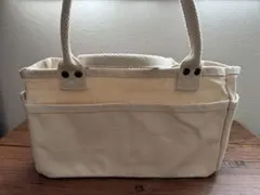 Item thumbnail for item 213bf085-9b89-44e4-beec-e90956f014dc