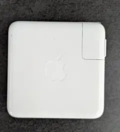 Apple純正 61W USB-C 電源アダプタ MacBook