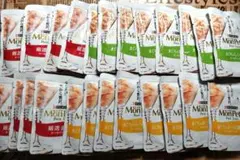 モンプチ プチリュクス 　3種類の味　35ｇ　合計24袋　 猫用　ウェットフードのサムネイル