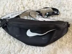 Nike ボディバッグ・ウエストポーチ 黒