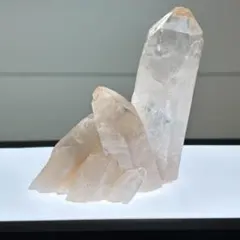 天然水晶クラスター 平行連晶 ロングポイント ゴールデンヒーラー 120g 天然水晶クラスター 平行連晶 ロングポイント ゴールデンヒーラー 120g