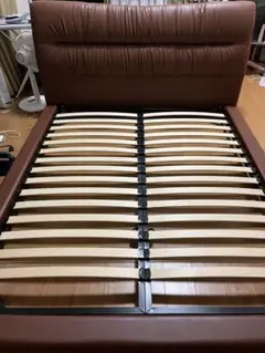 クイーンサイズ ベッドフレーム 合成皮革　ニトリ　すのこ