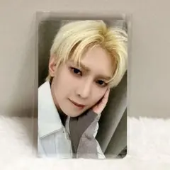 ATEEZ ユノ GOLDEN HOUR kpop together ラキドロ - メルカリ