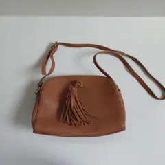 ブラウン フリンジ付き ショルダーバッグ