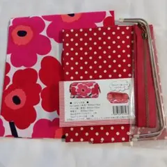 週末お値下げ　★marimekko★ ワイヤー口金ポーチ　 手作りキットのサムネイル