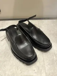 【ひっそりお値下げ中】　HEREU ローファー ひっそりお値下げ中】 HEREU ローファー - メルカリ