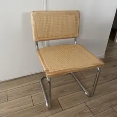 okoさま専用　KuHoN チェスカチェア KuHoN チェスカチェア 家具の特長と選び方：比較、メリット