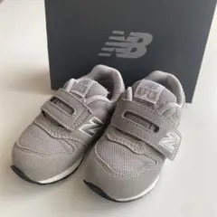 new balance 996 グレー スニーカー