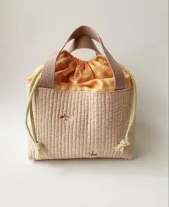 保温保冷お弁当袋　ランチバッグ　お弁当袋　ヌビ　刺繍　入園