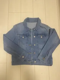 Item thumbnail for item 7c1733b9-3a06-4be8-8b7a-7b83d43e2f2b