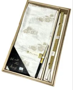 未使用品　冠婚葬祭におススメ　帯揚げ＆帯締め＆金銀扇子　絹