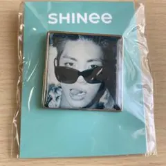 レア SHINee 10周年記念 ピンバッジ ジョンヒョン odd - メルカリ