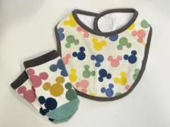 値下げしました！！ 【新品】ディズニー ミッキーマウス スタイ・靴下セット