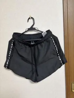 【最終お値下げ中】adidas/アディダス　ショートパンツ