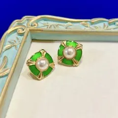ヴィンテージ デザイン　アクセサリー　ゴールド　グリーン　ピアス　イヤリング