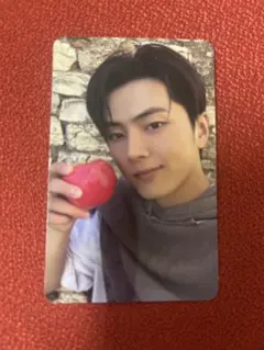 Item thumbnail for item eadb7536-04ff-4281-8ba4-14bb0ca2dc4b