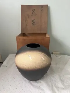 信楽焼 花瓶 明山作 金彩 月模様 陶器 和モダン（562） - メルカリ