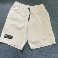 UNDER ARMOUR ショートパンツ ハーフパンツ M
