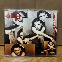 oli.p flugzeuge IM bauch