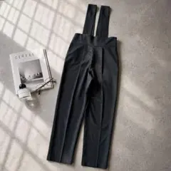 N234 ユアーズ サロペットパンツ 着回し M ネイビー キレイめ 重ね着のサムネイル