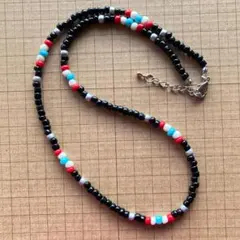 ビーズ ネックレス